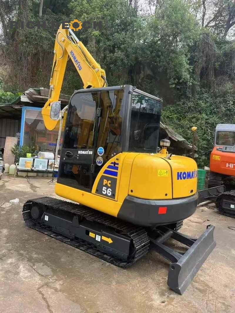 Boom and bucket cylinder of a 2017 Komatsu PC56-7 excavator, 1,900 hours, $11,111